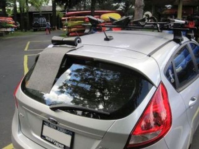 Oak Orchard SUV Kayak Roller Loader - Load your kayak with Ease